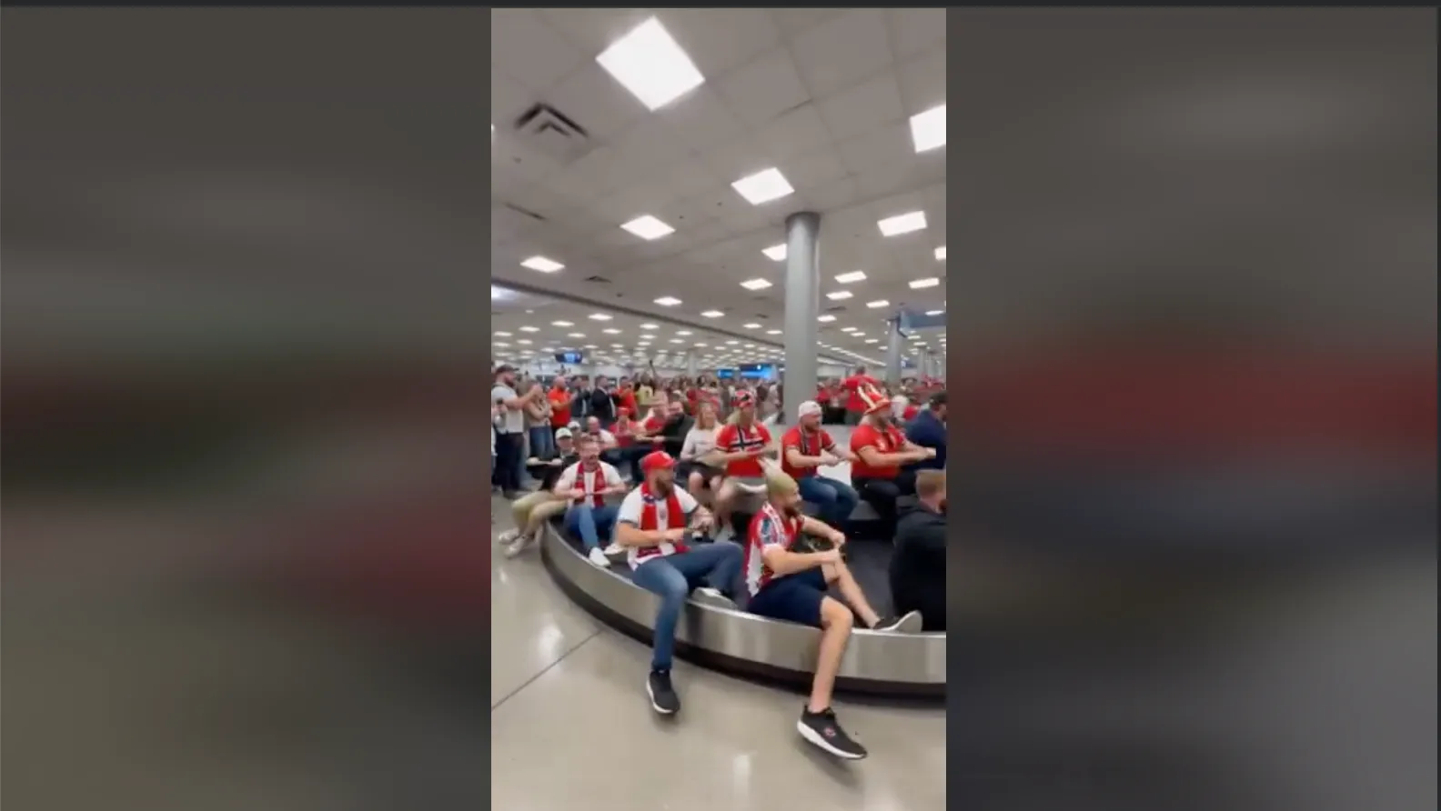 Pamje nga videoja e rreme e tifozëve të Norvegjisë në aeroport